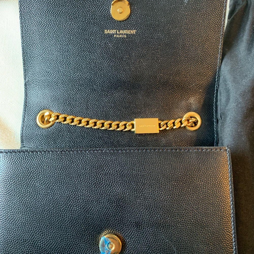 Worn once to an event and zero scratches